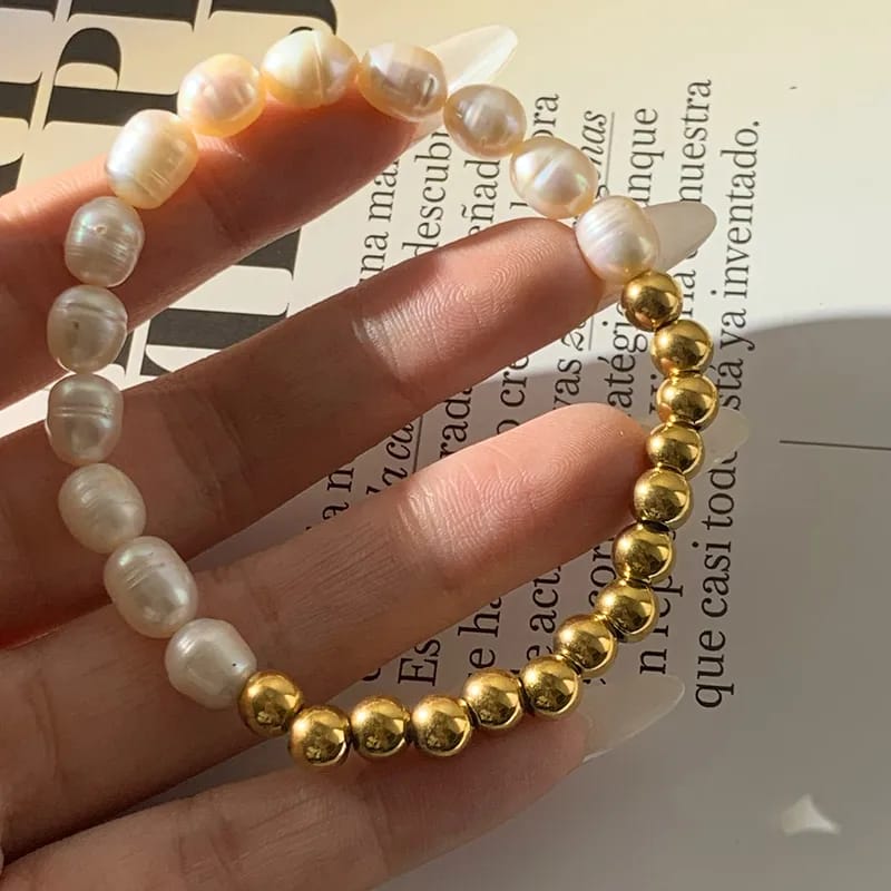 Charming Pearl & Gold Bracelet 18k Gold Plated