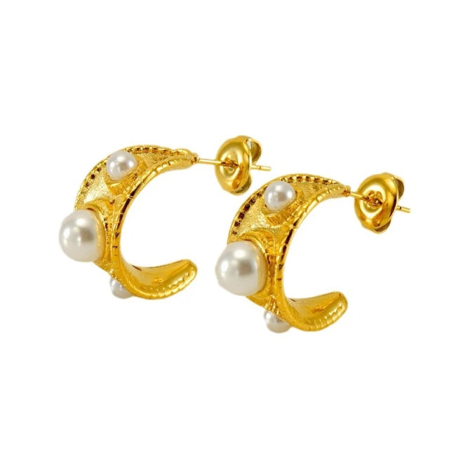 Pearl C-Shape Earrings