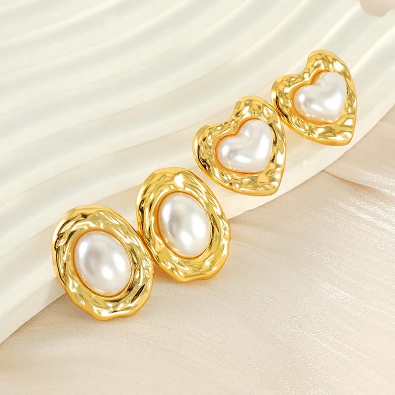 Gold Plated Pearl Ear Studs