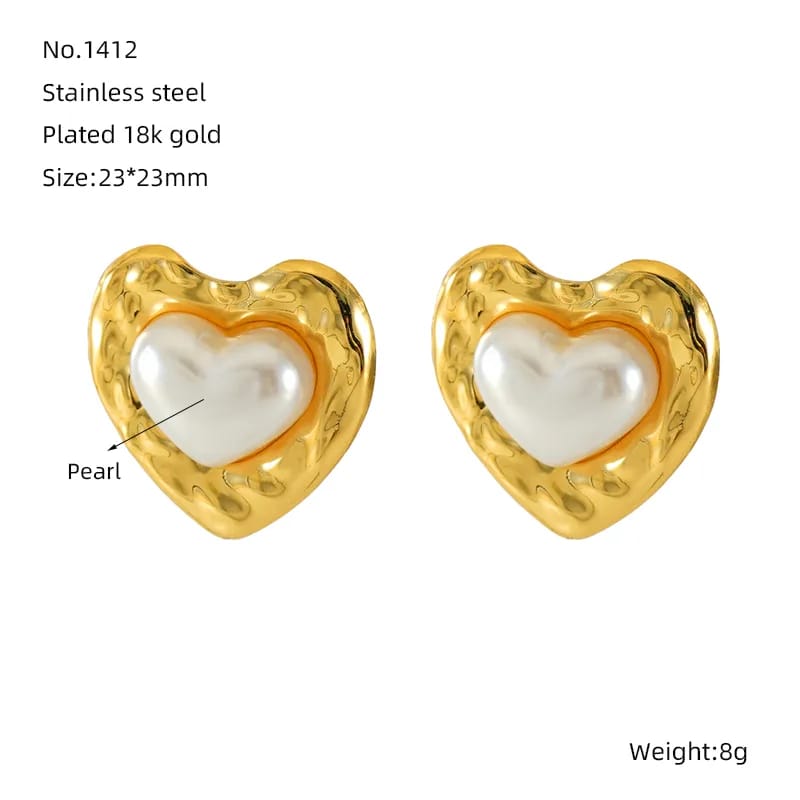 Gold Plated Pearl Ear Studs