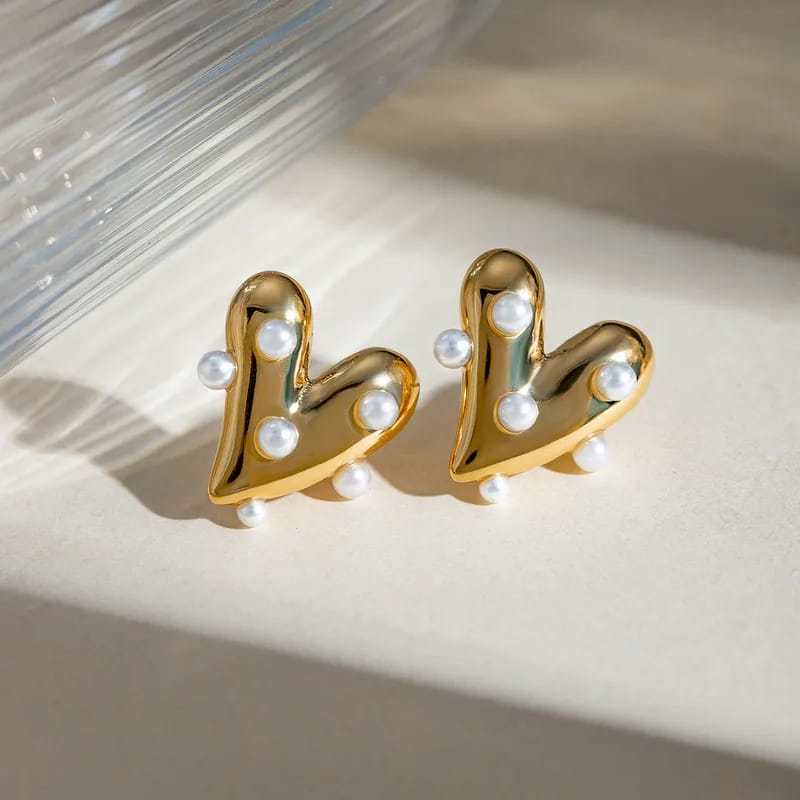 Classic Heart Studs Earrings