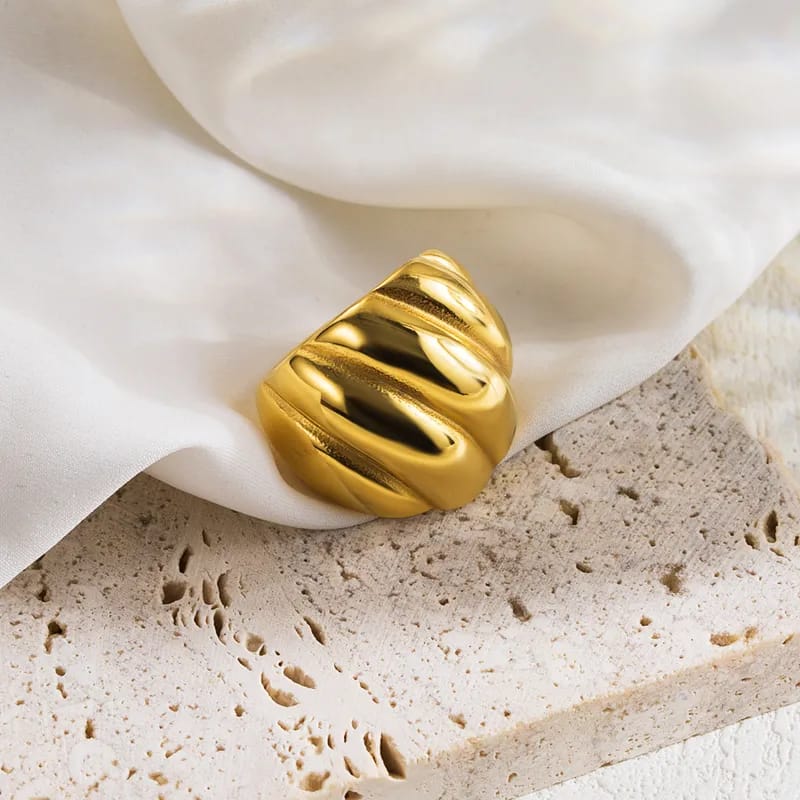 Golden Glow Textured Rings