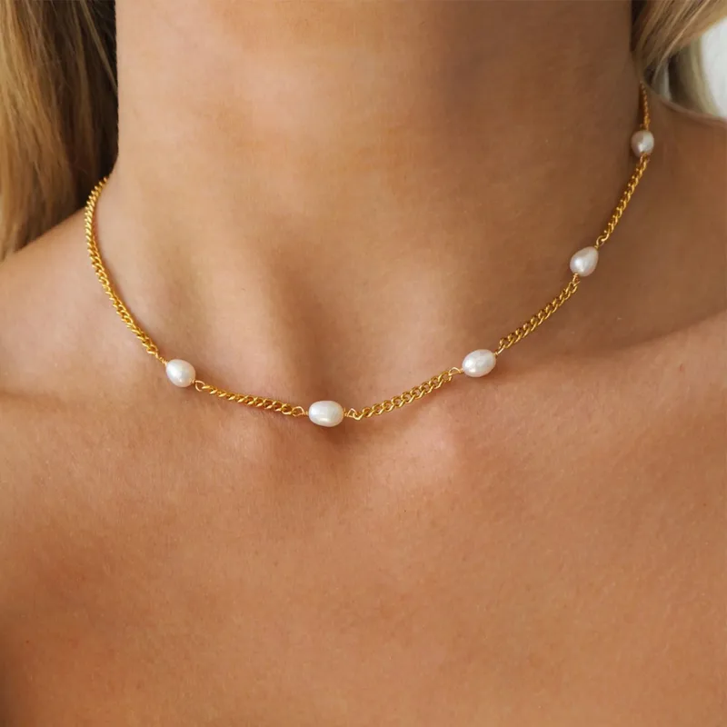 Elegant Pearl Necklace